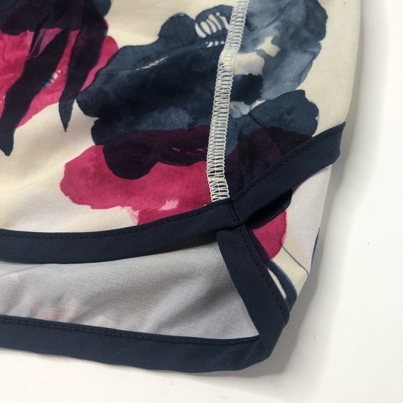 RARE Lululemon Inkwell Floral Ghost Bumble Berry Pink Blue Active Speed Shorts - Picture 9 of 15